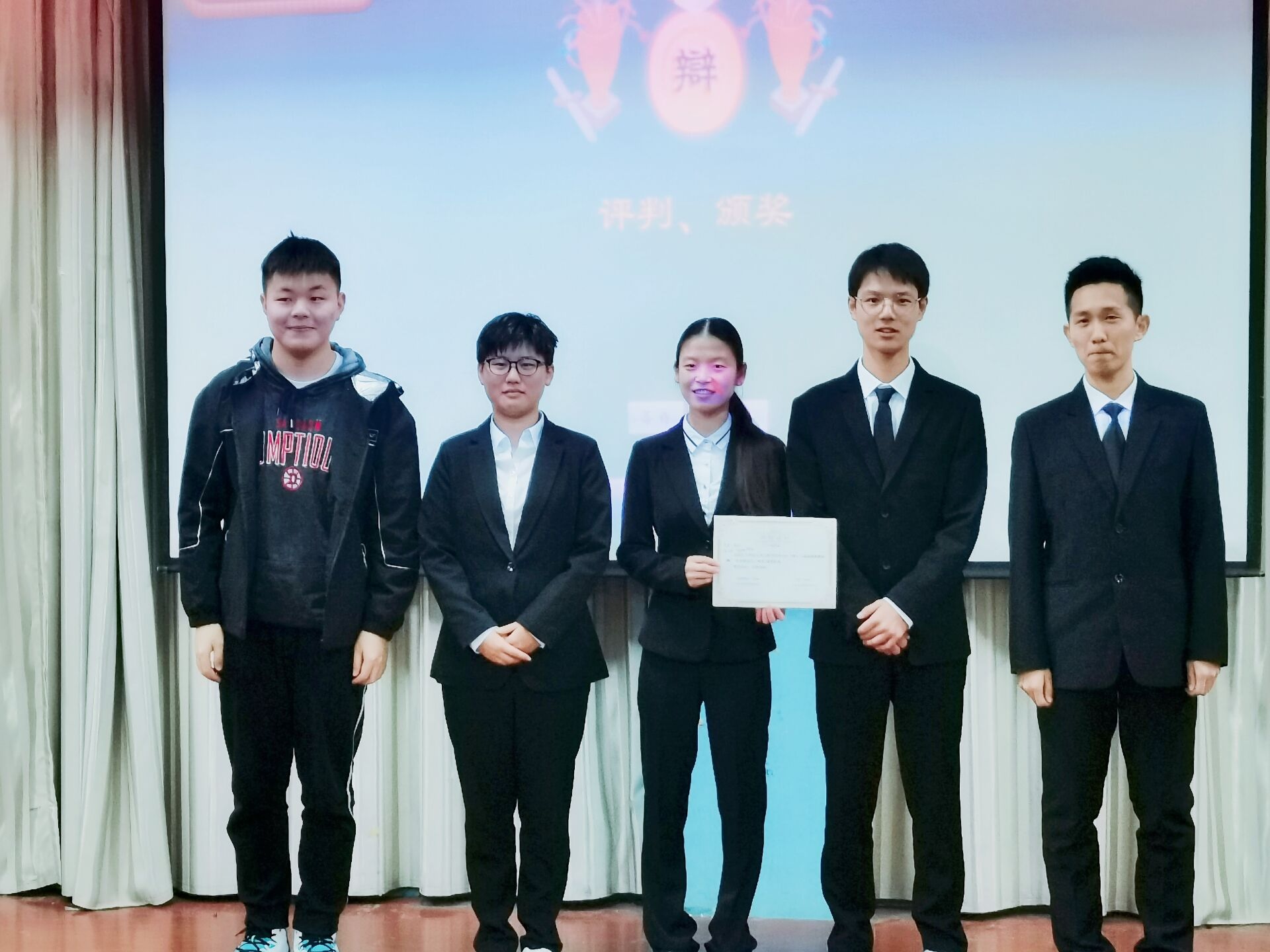 <strong>2020beat365平台官方网站土木工程学院逐鹿杯辩论赛总决赛 顺利举行</strong>