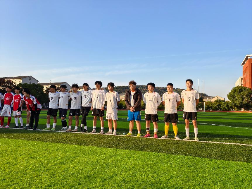 计算机与人工智能学院荣获beat365平台官方网站 第五届“皖工杯”足球赛冠军